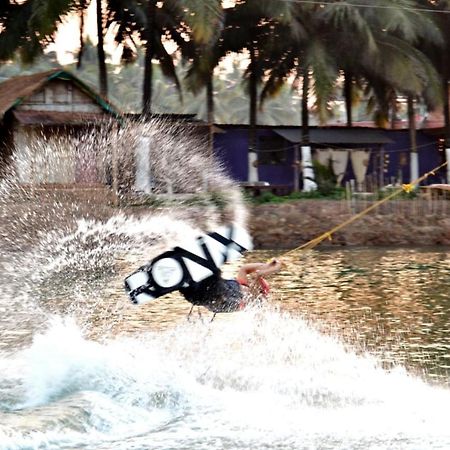 Wake Park Goa Arambol Exterior foto