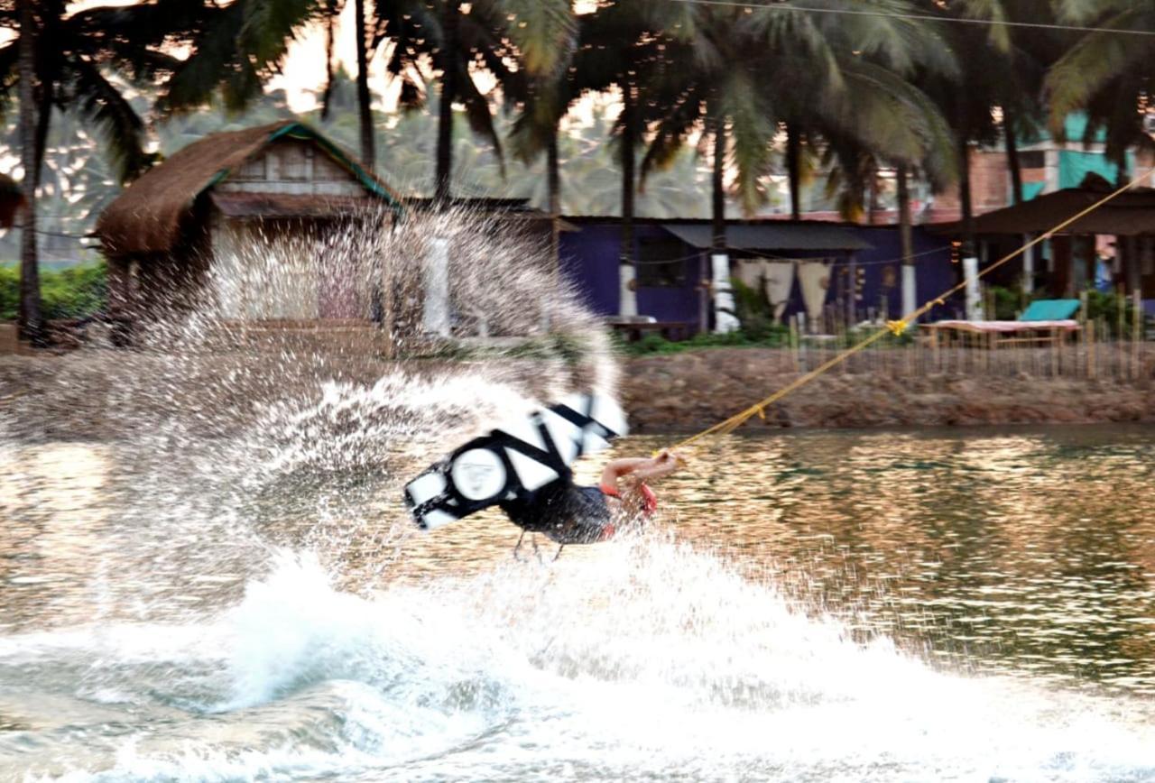 Wake Park Goa Arambol Exterior foto